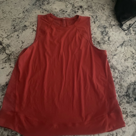 lululemon athletica Red Muscle Tee - Picture 1 of 2